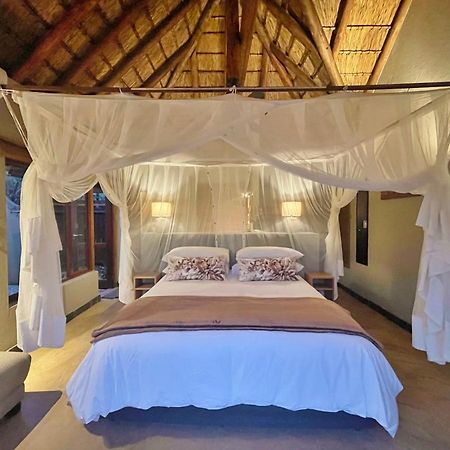 10 Raptors Lodge Hoedspruit Esterno foto