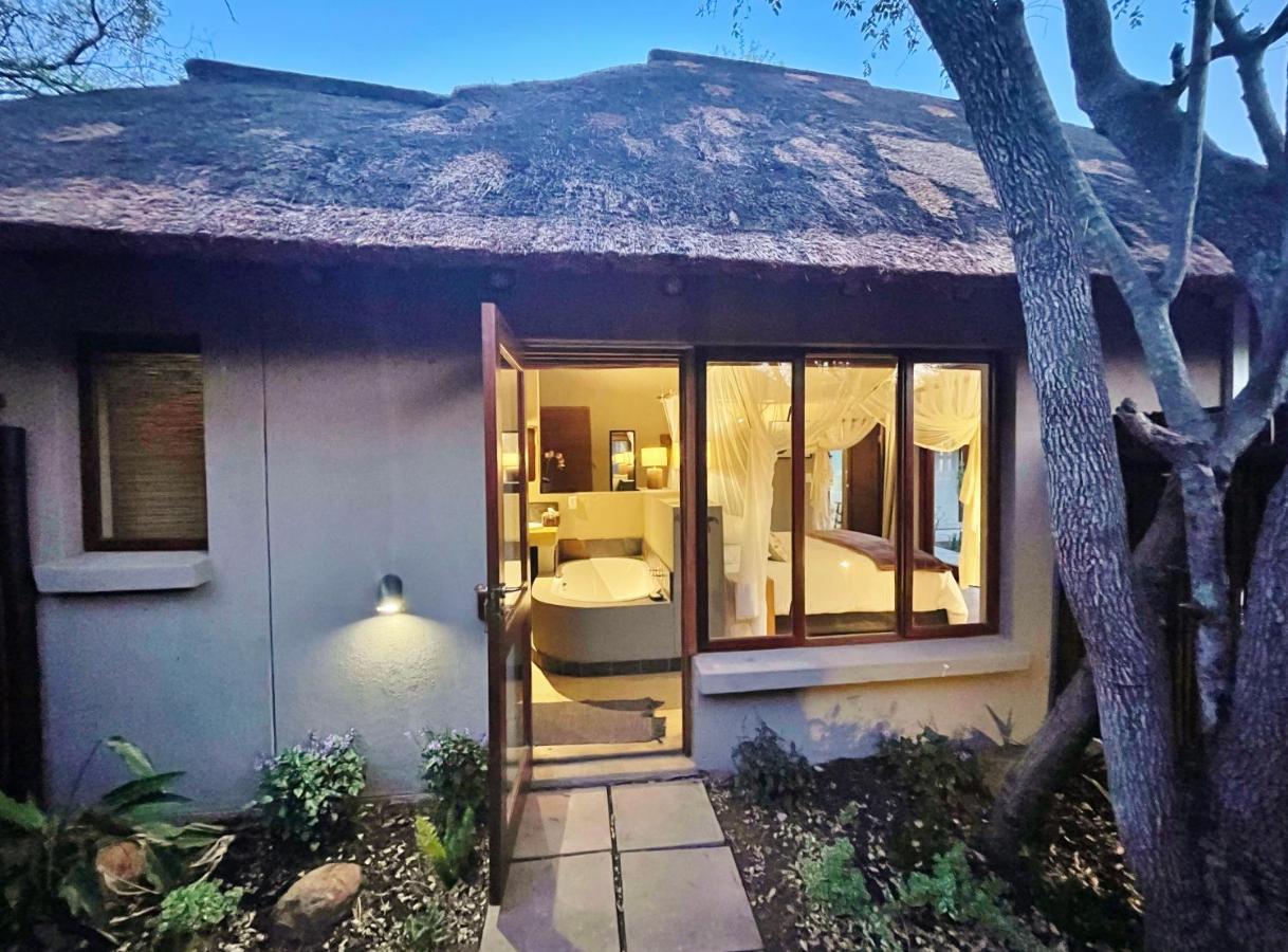 10 Raptors Lodge Hoedspruit Esterno foto