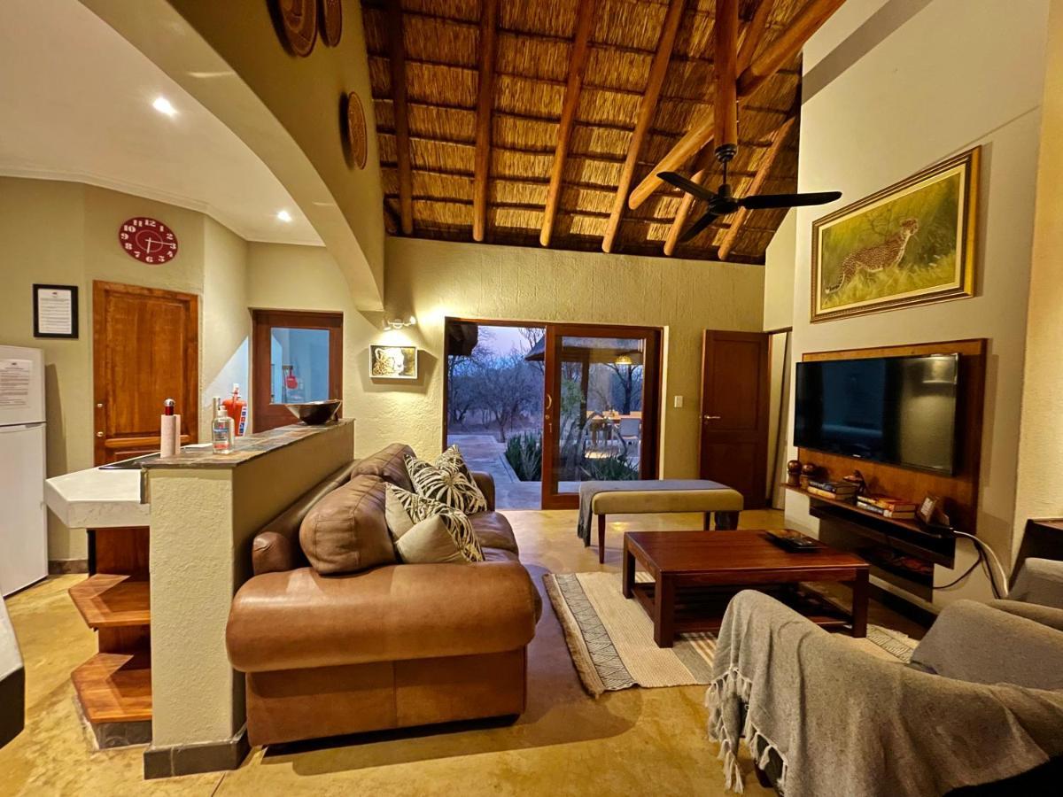 10 Raptors Lodge Hoedspruit Esterno foto
