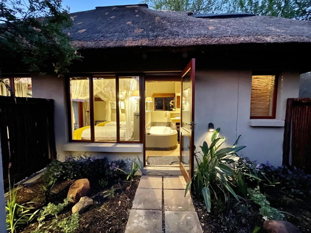 10 Raptors Lodge Hoedspruit Esterno foto