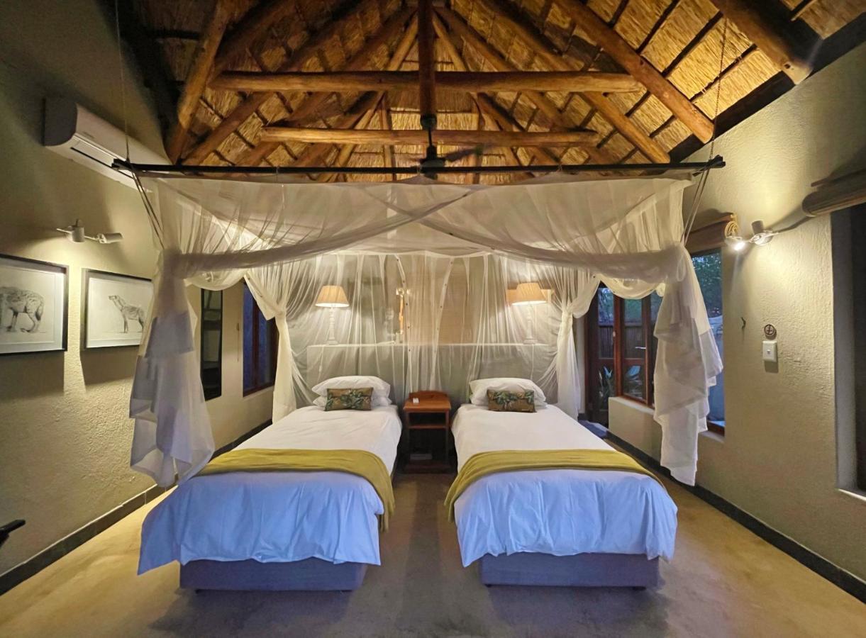 10 Raptors Lodge Hoedspruit Esterno foto