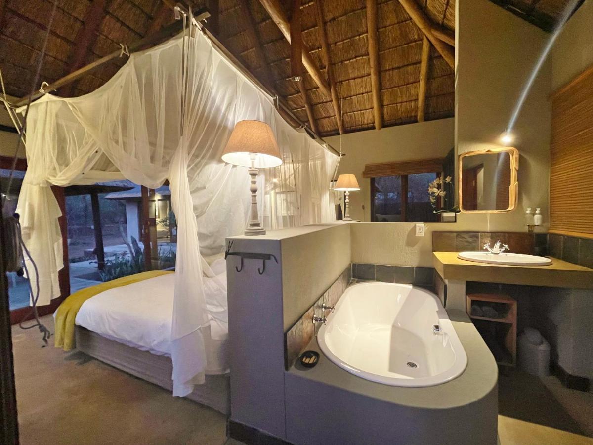 10 Raptors Lodge Hoedspruit Esterno foto